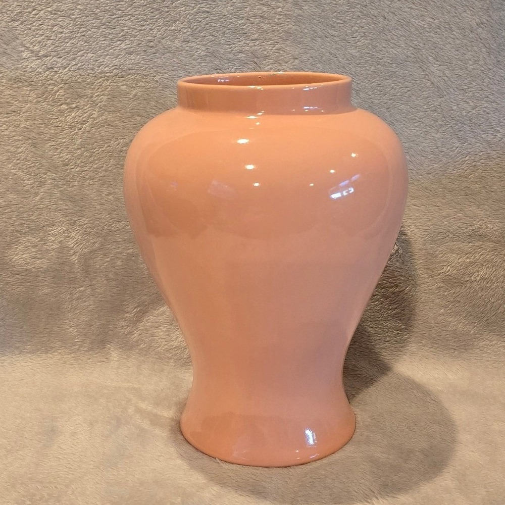 Vintage 1984 Haeger Potteries 4090‎ Peach Pink Glossy Ceramic Urn Vase USA 9"